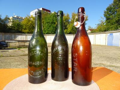 Staré velké pivní lahve - 3 ks  - z vyklízení