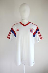 Adidas FC Bayern Munich pánské sportovní tričko vel. M (TOP) PC 873.- 
