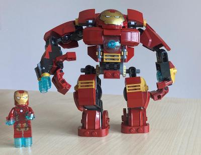 Iron Man  Minifigure s robotem
