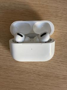 Apple AirPods PRO 2019