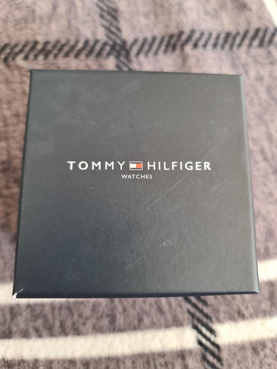 Hodinky Tommy Hilfiger  - Šperky a hodinky