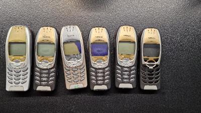 Nokia 6310i 2ks funkční + 3ks na náhradní díly, originál krabice