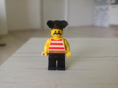 Lego - pirát 11