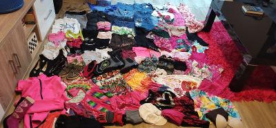 Set oblečení cca 90 ks pro dívku 10 - 12 let, Desigual, od 1 Kč