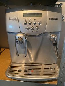 Nefunkční automatický kávovar na zrnkovou kávu