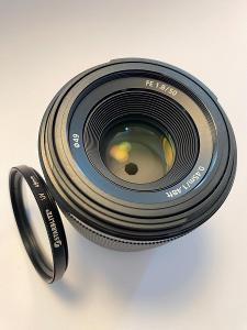 Objektiv Sony FE 50mm F1.8 + UV Filtr od 1 Kč