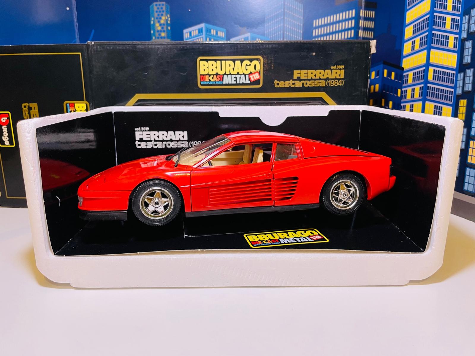 Model 1:18 Ferrari Testarossa 1984 Bburago (Hot Wheels Minichamps