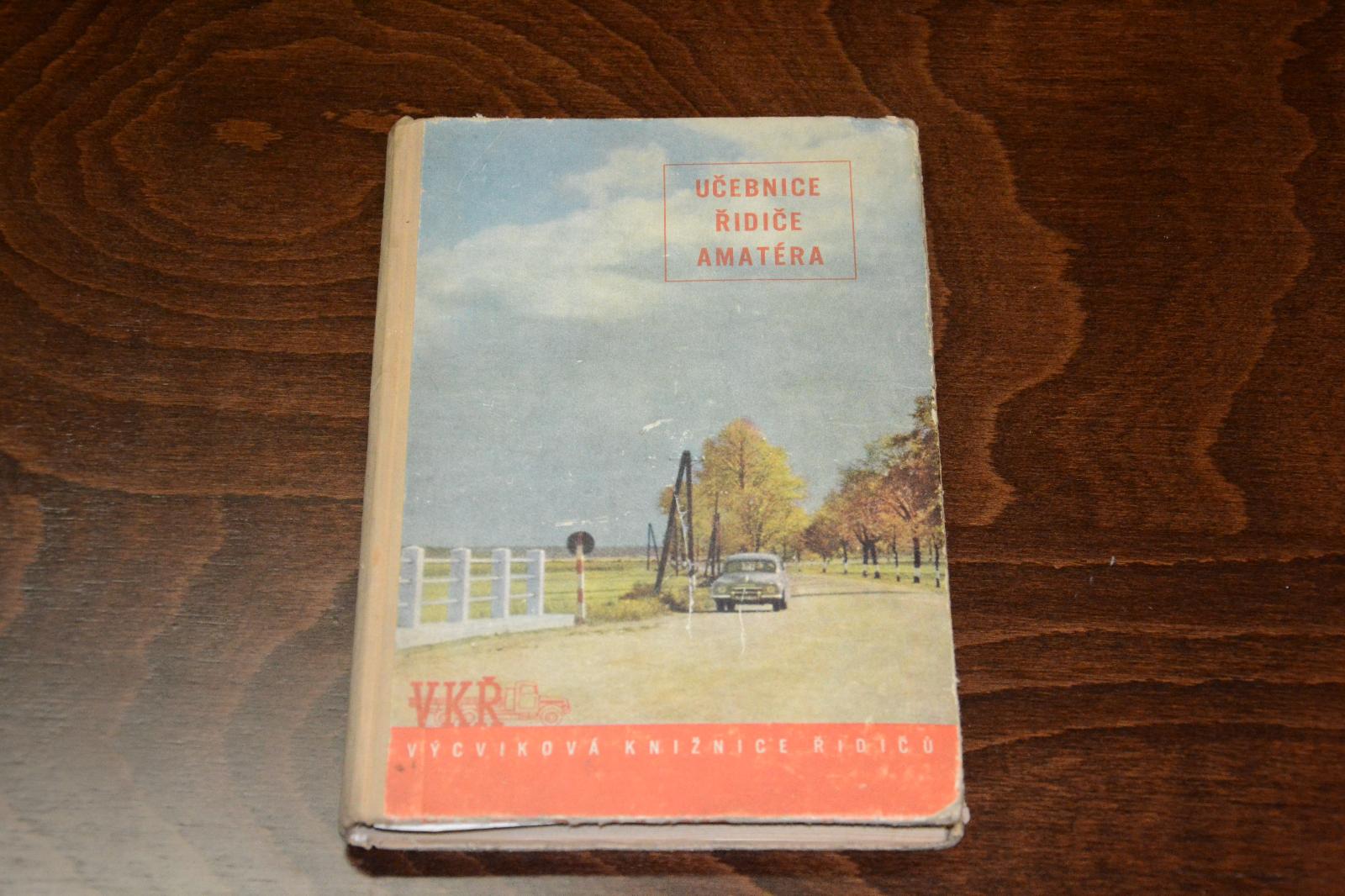 kniha - Učebnica vodiča amatéra z roku 1958 - Starožitnosti a umenie
