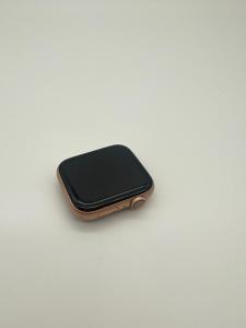 Hodinky | Apple Watch | 5 | 44mm | GPS | gold | použité | CZ