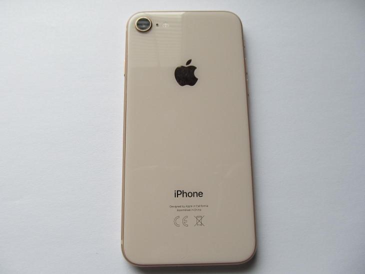 iPhone 8 Gold 64GB s novou baterkou od koruny | Aukro