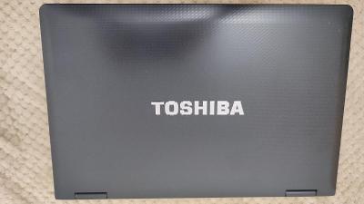 Notebook Toshiba Satellite, Intel I3, 4Gb, 128gb SSD,15,6", intel HD