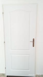 Bílé plné interiérové dveře 80 cm šíře - fólie CPL_ 4 ks pravé+2 levé