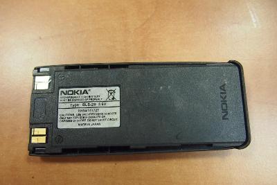 Mobilní telefon  Nokia - jen baterie