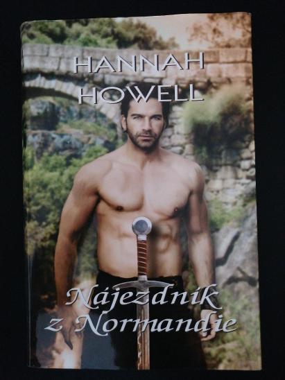 HANNAH HOWELL ~ Nájezdník z Normandie  - Knihy