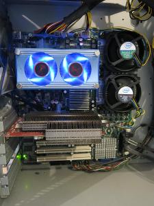 PC základní deska Asus s 2x CPU Xeon a 12GB ECC RAM server workstation