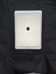 Apple iPad Air 3  model A2152 64 GB