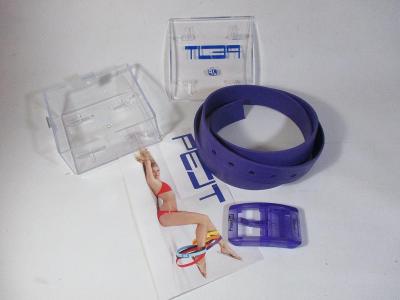 Retro plastový pásek PEJT - fialový - nepoužitý ! 