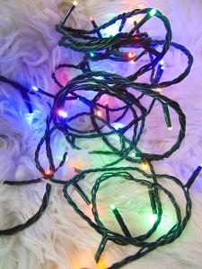 Vánoční osvětlení - světelný řetěz
