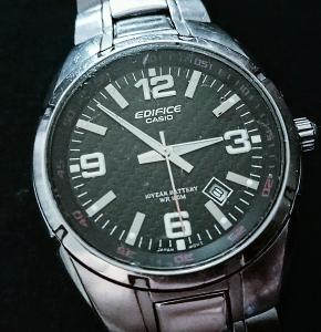 Staré funkční náramkové hodinky EDIFICE CASIO IOYEAR BATTERY WR 100 M