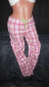 příjemné dámské pyžamovky pružná tričkovina růžové kárované XS