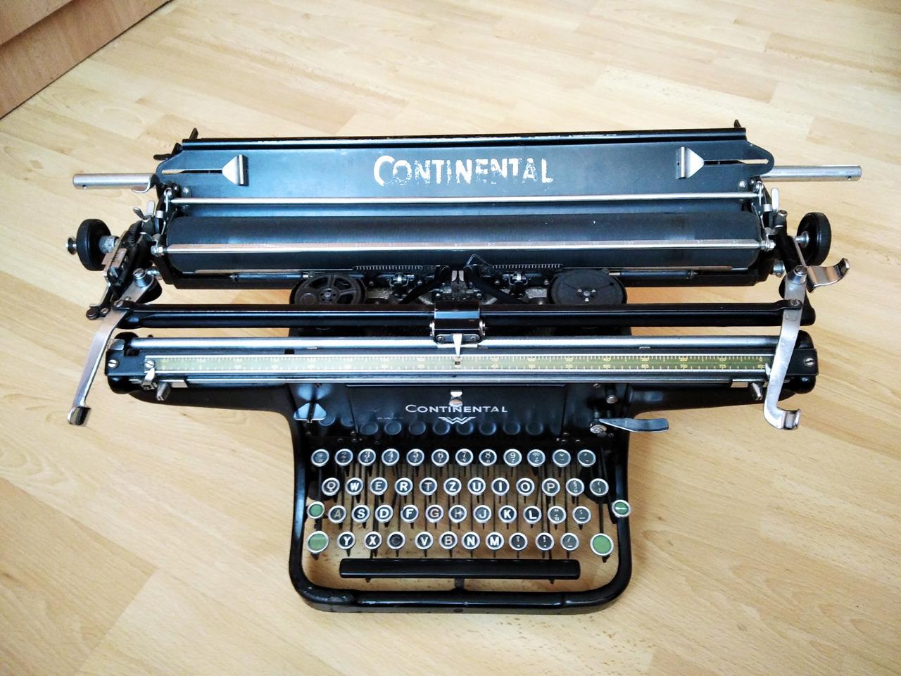 Historický psací stroj Continental - Starožitnosti