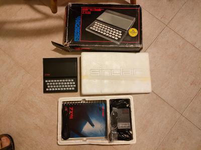 Sinclair ZX81 s krabicou  - otestované - pekný a funkčný stav