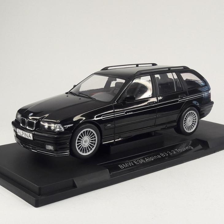 BMW E36 Alpina B3 3.2 Touring černá - 1/18 MCG Model Car Group | Aukro