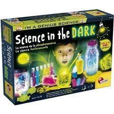 Science in the Dark, experimenty, s dárečkem 