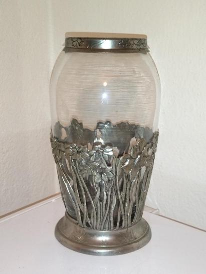 Secesní váza, značená erbem!!!!!! nebere magnet  - Starožitnosti a umění