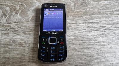 Nokia 6220 Classic.