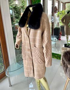 Pletený dlouhý kabát (30% angora 22% wool ) 
