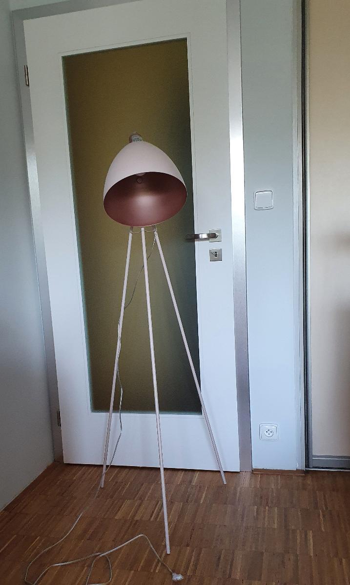 stojací lampa - Zařízení pro dům a zahradu