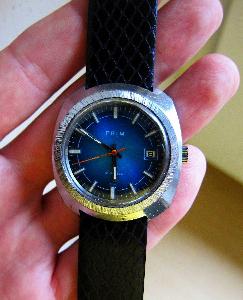 Vzácné hodinky PRIM "HULK" modré 17 jewels - funkční