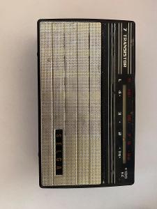 Tranzistorového staré radio selga z 70.let