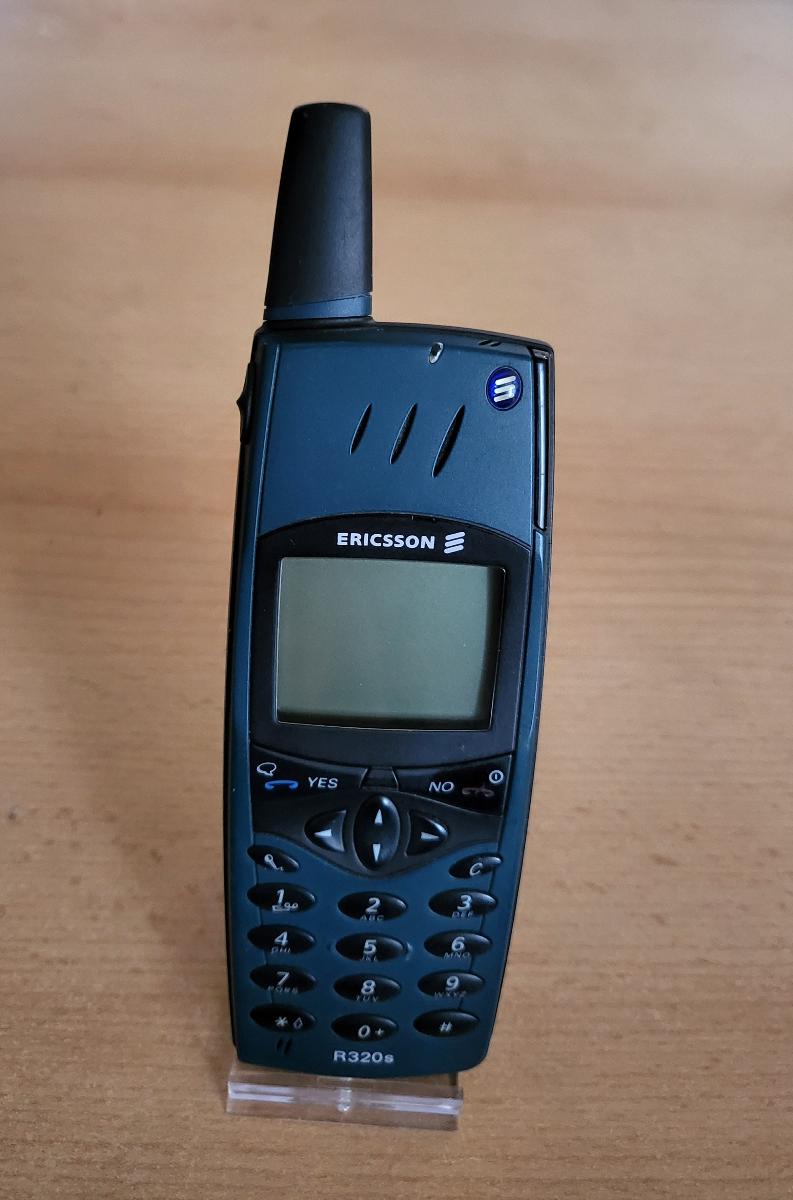 Mobilní telefon Ericsson R320s | Aukro