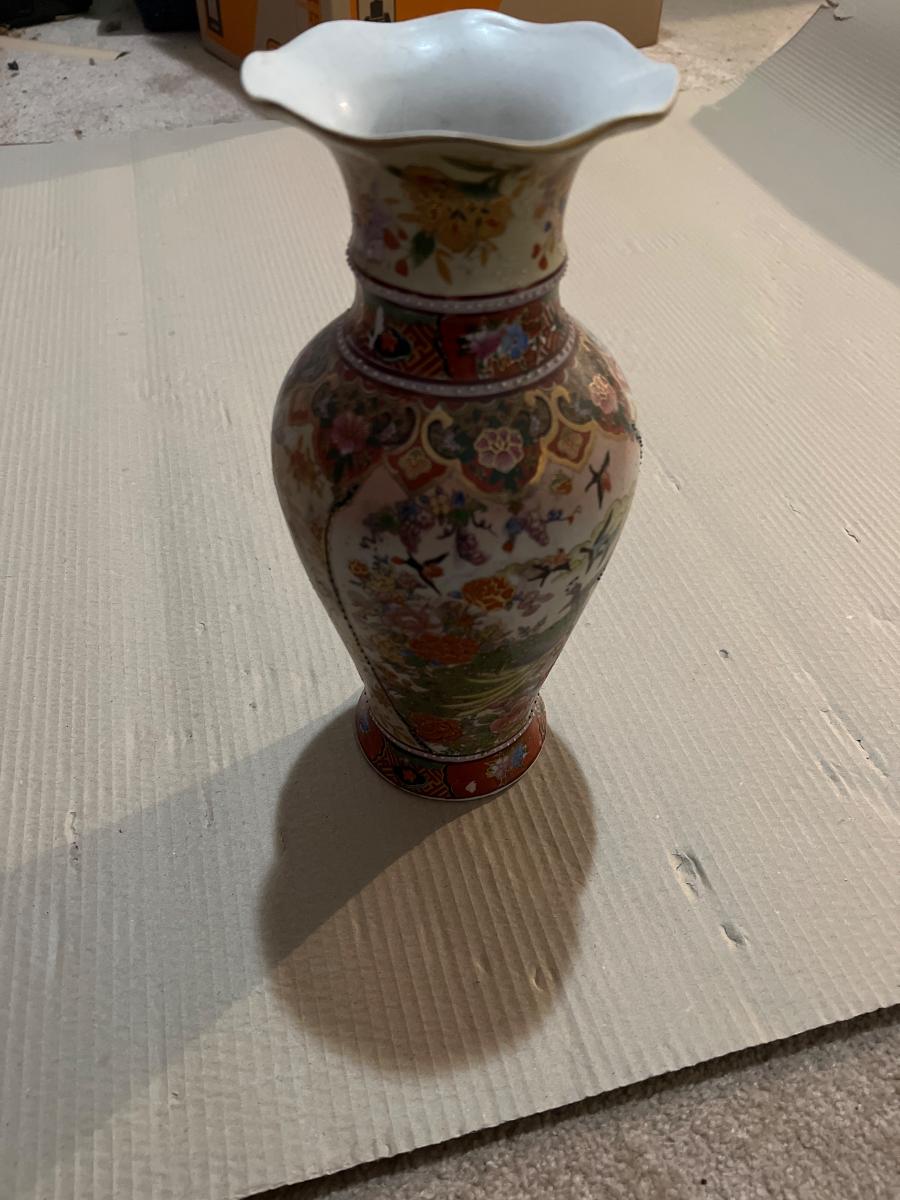 Porcelánová  váza  - Starožitnosti a umenie