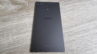 Sony Xperia Z5 zadní kryt, použitý.