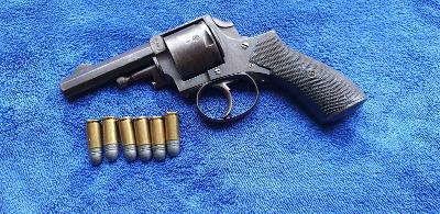 Historický revolver Bull dog cal.38CFDA Hammerless 1886 Pěkný pův stav