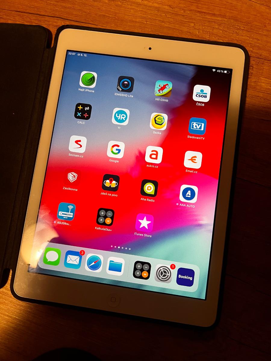 Apple iPad Air - Počítače a hry