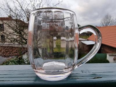 Starý půllitr BUCLÁK - pivní sklo - 0,5l - kalibrace - první republika