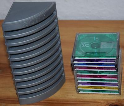 MD minidisk box/stojan na 10x MD minidisc, orig. SONY + MD media 10x