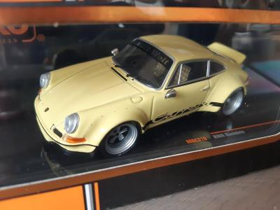 Porsche 911 RWB 1:43 IXO