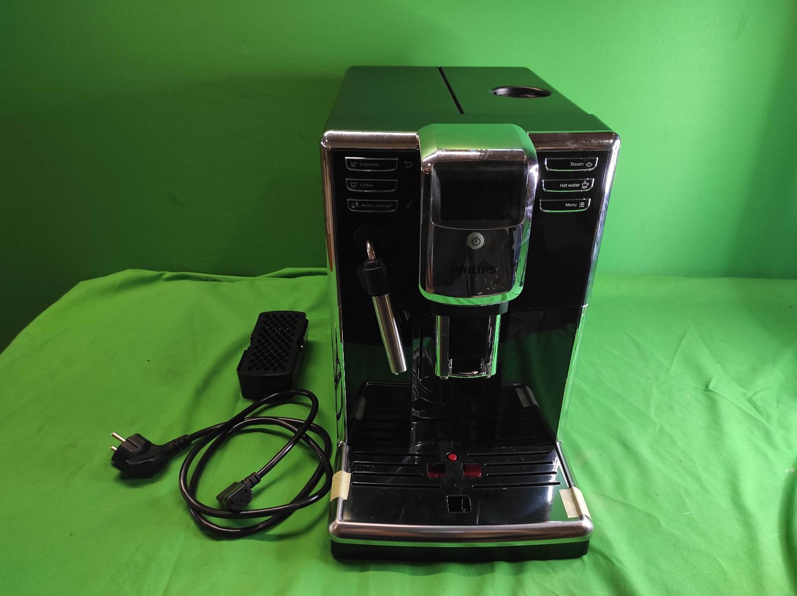 Automatický kávovar Philips Series 5000 EP5310/10 s panarellem
