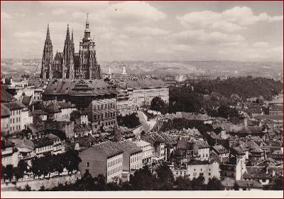 Praha (mesto) * Hradčany, Malá Strana, pohľad na časť mesta * V538
