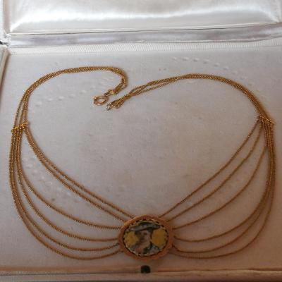 Překrásný zlatý starožitný náhrdelník s eutí