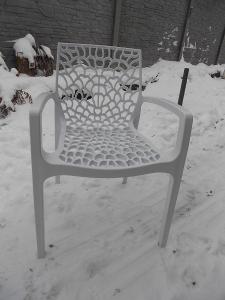 Plastové stoličky Gruvyer biela