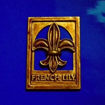 plaketa , medaile Francouzská lilie 108x75x12mm Dekorativní předmět