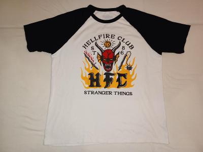 Hellfire club tričko ze Stranger things (Pull&Bear)