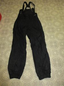 obermeyer  kalhoty černé zateplené UK 10