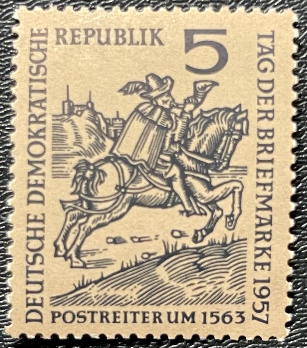 DDR 1957 - MI 600 ** - Známky Nemecko